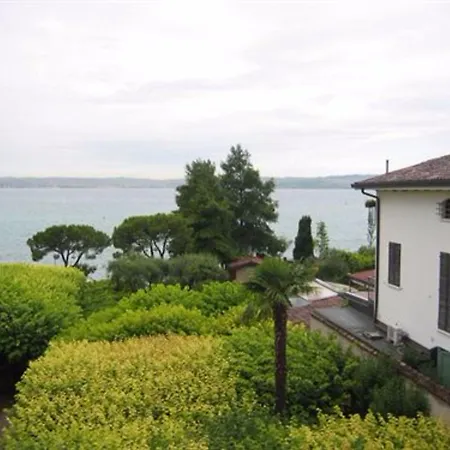 Mavino Sirmione