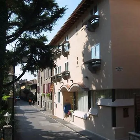 Hotel Mavino