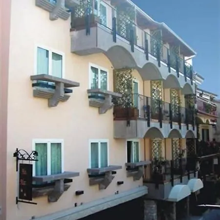 Hotel Mavino 3*