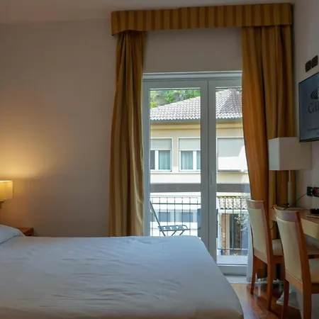 Mavino 3* Sirmione