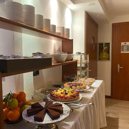 Hotell Mavino