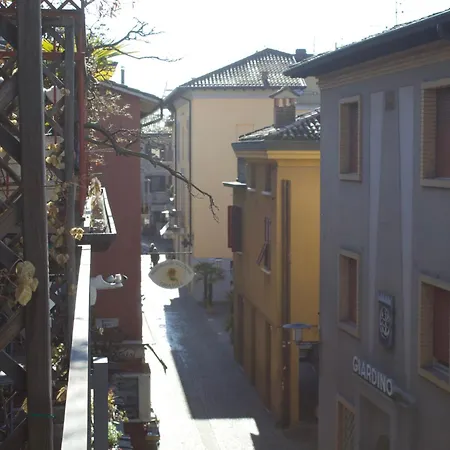 Mavino Sirmione