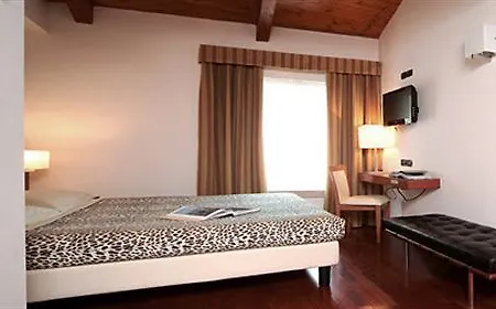 Mavino 3* Sirmione