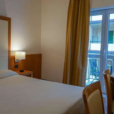 Mavino 3* Sirmione