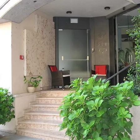 酒店 马维诺酒店 西尔米奥奈